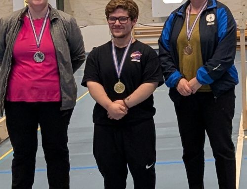 Adam sigraði í loftskammbyssu í dag